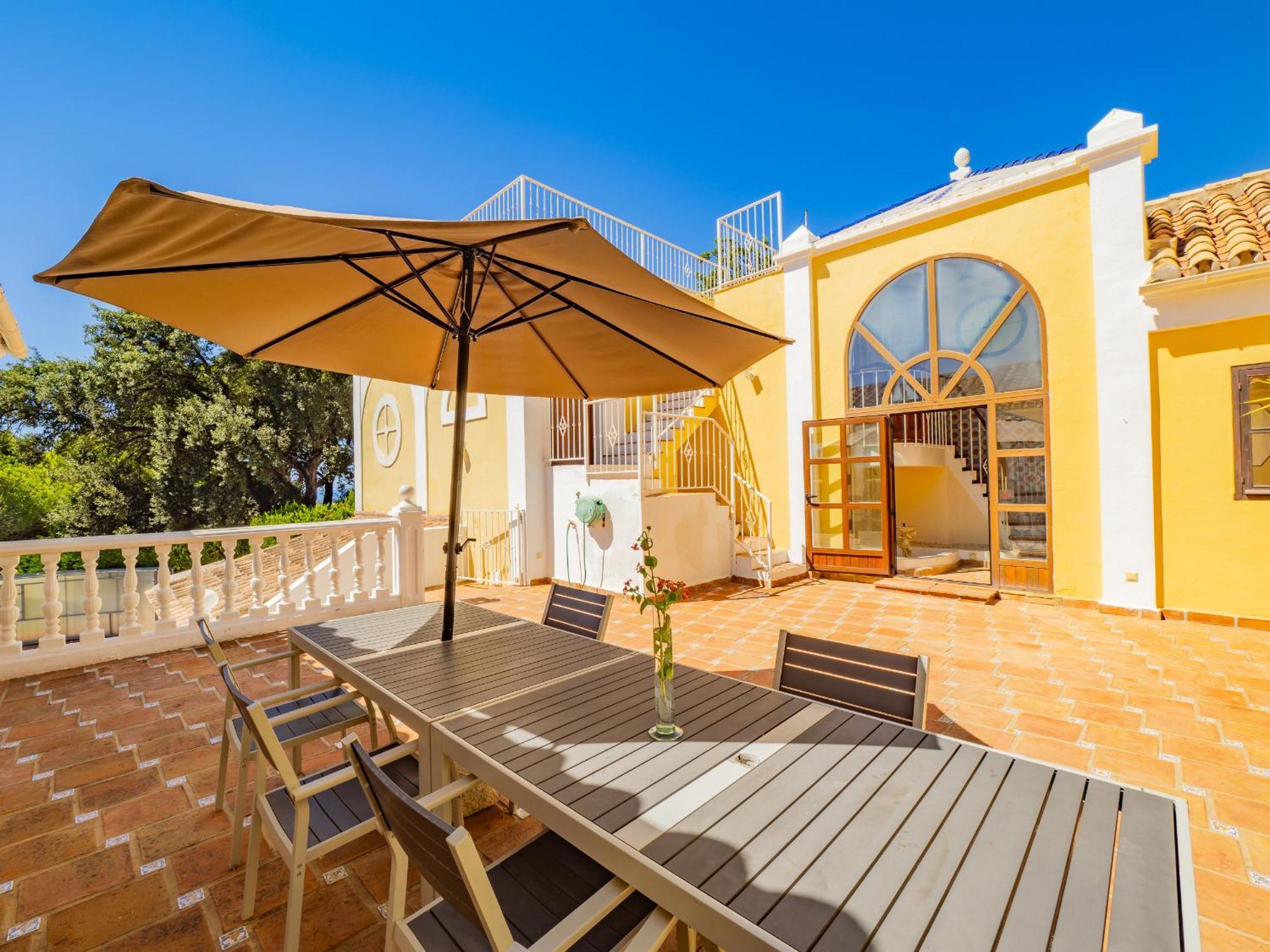 Villa Cubo's Casa La Paloma Marbella
