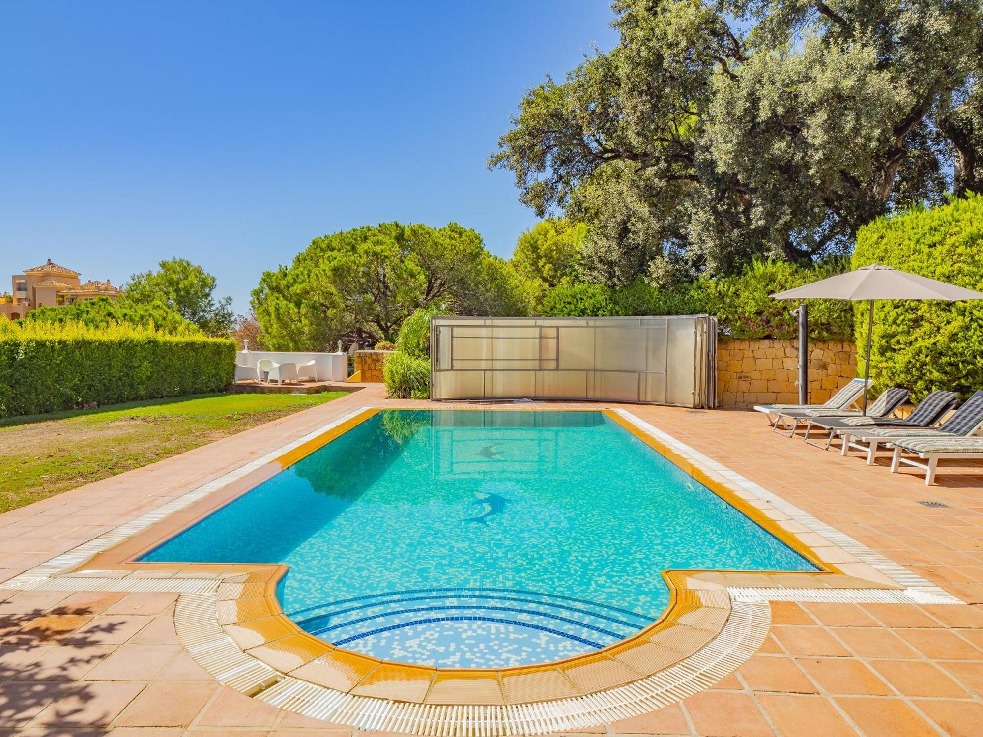 Cubo's Casa La Paloma Marbella